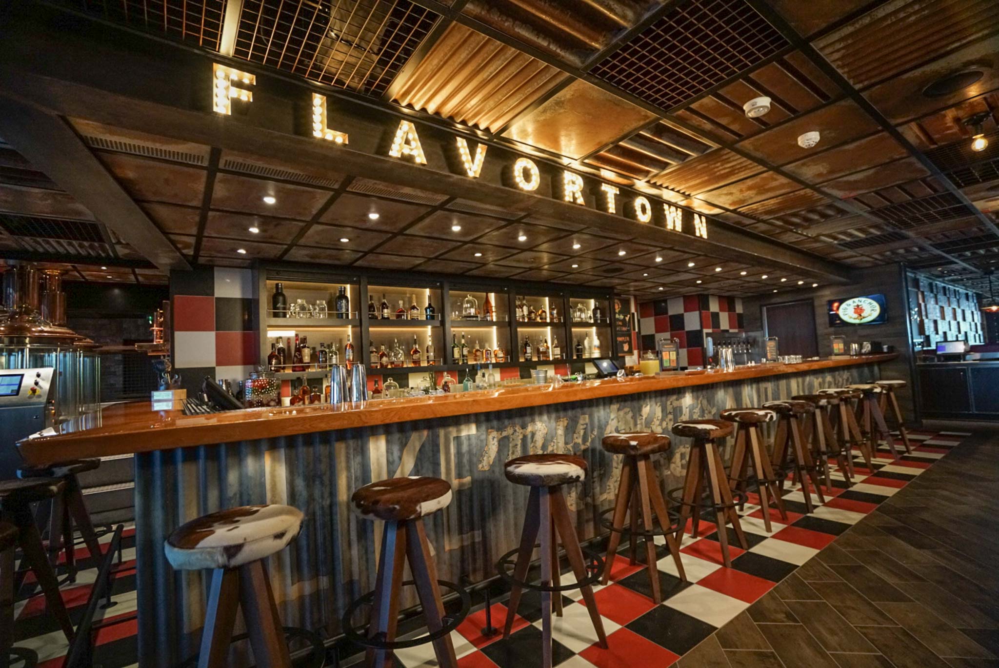 Carnival Horizon Guy Fieri's Pig & Anchor Restaurant Design