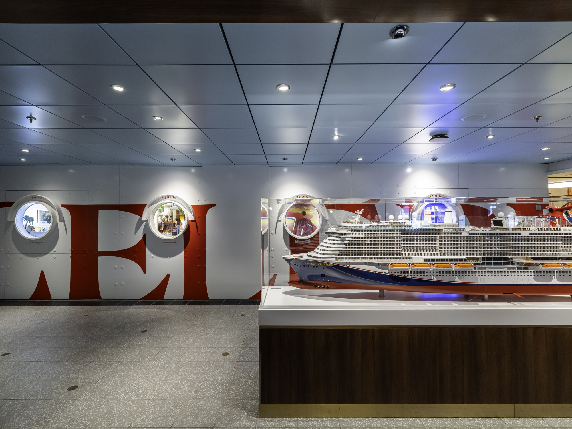 Carnival Celebration Cruiseship – Emeril’s Bistro – Interior Design by Bigtime Design Studios